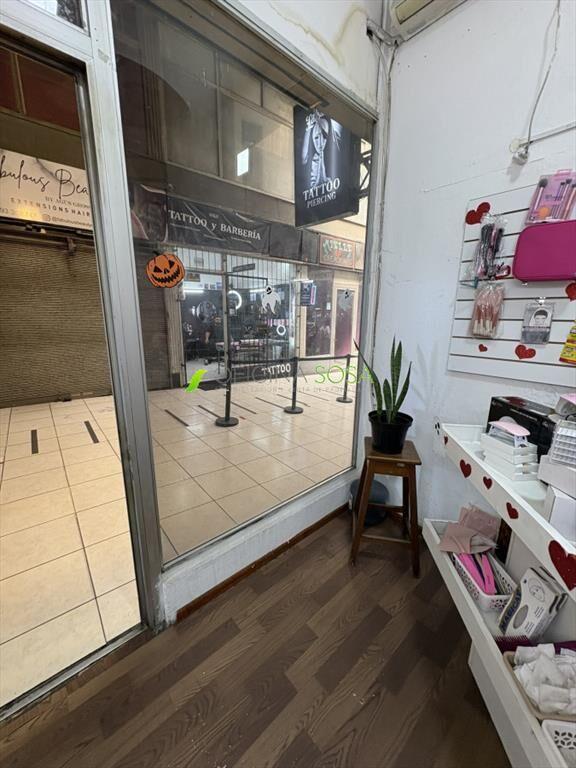 EN GALERIA SOBRE AGRACIADA ESQ. MARIANO SAGASTA