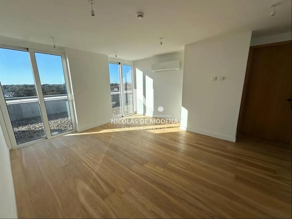 Penthause en Venta de 3 Dormitorios frente a la