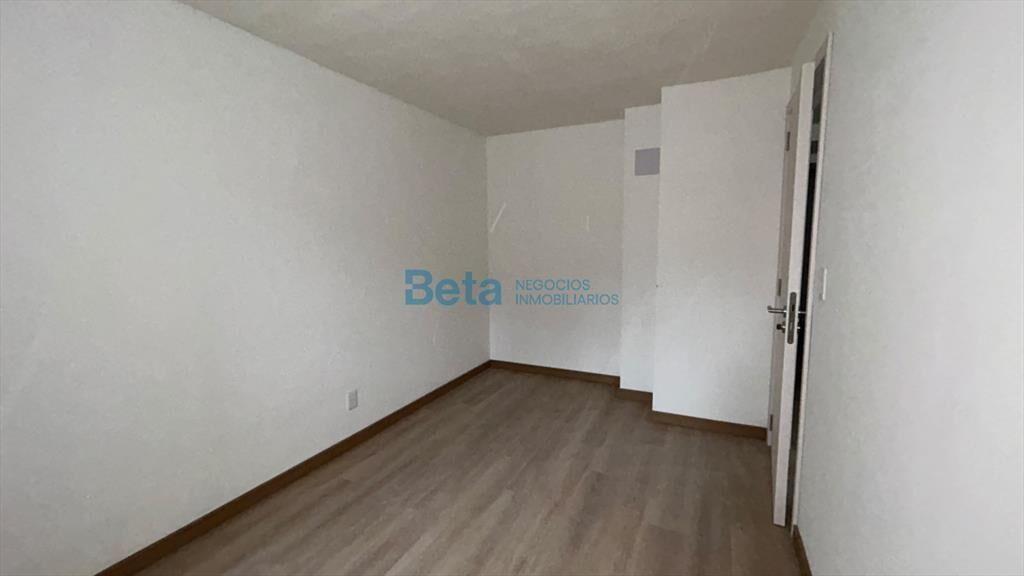 Alquiler  Apartamento 1 Dormitorio, Cochera CORDON