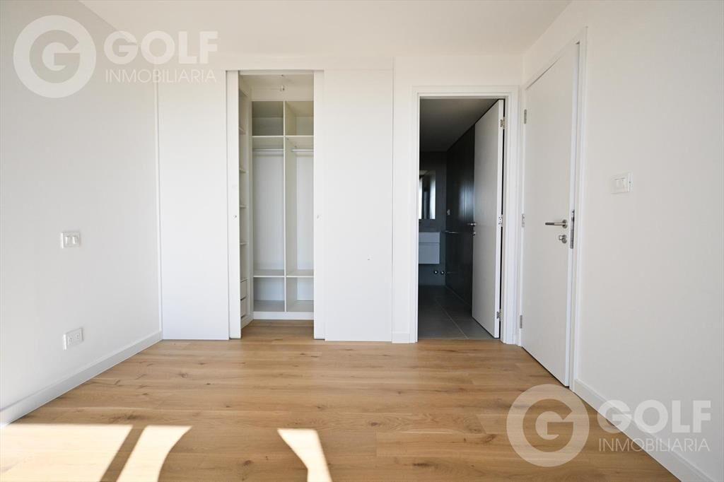 Venta de apartamento de 3 dormitorios en Carrasco