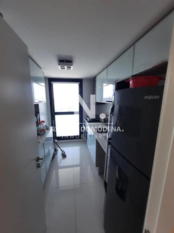 Apartamento de 3 dormitorios en suite con y en