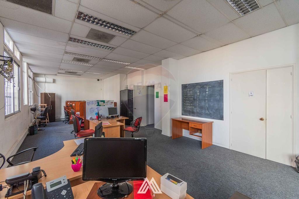 VENTA de LOCAL en Plaza Independencia de 347 m2.