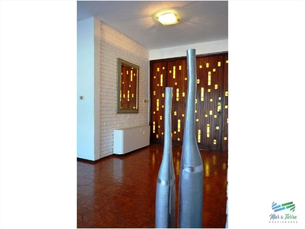 Casa en venta. Zona Cantegril. Punta del este.