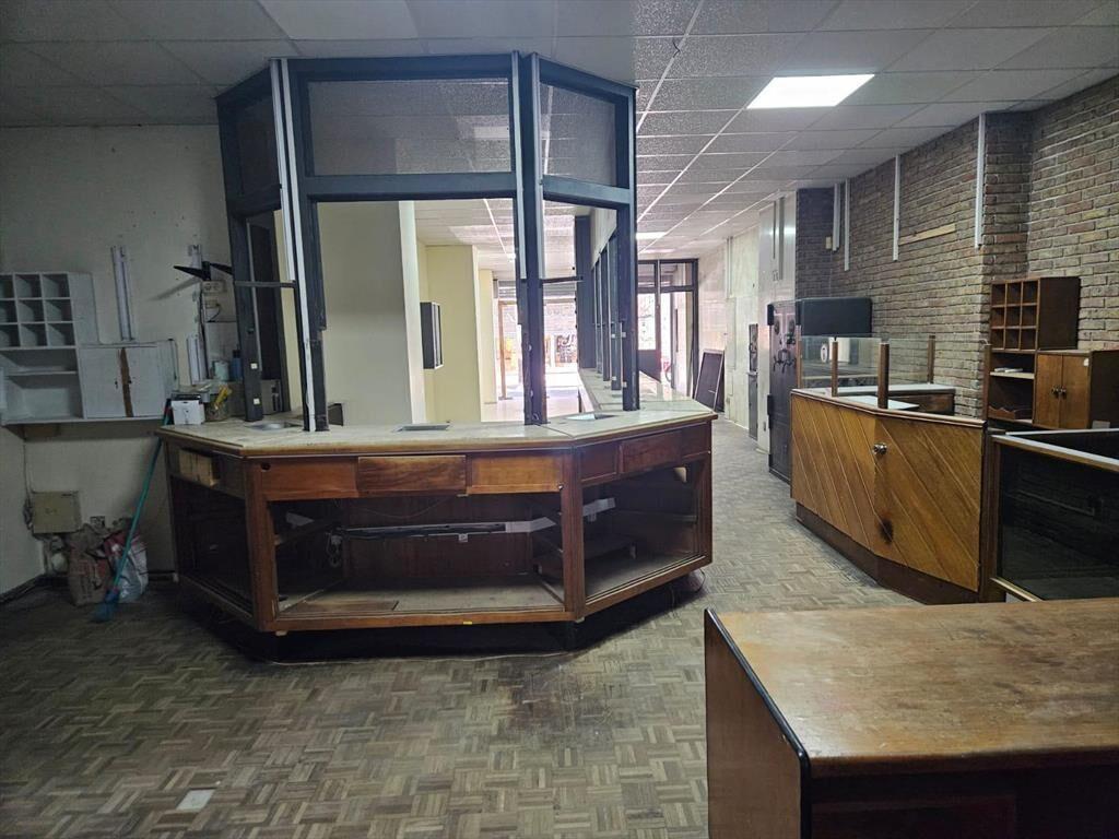 Sarandi y Bartolome Mitre, 270 m2, 6 mts de frente !!