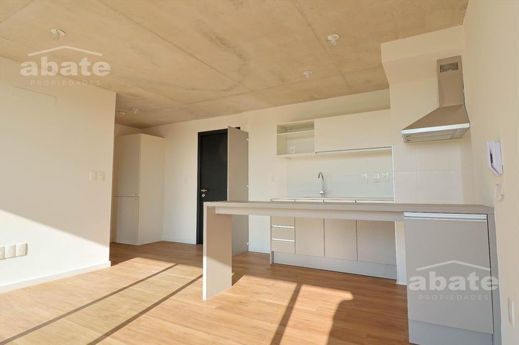 Venta apartamento 1 dormitorio con garaje con parrillero -