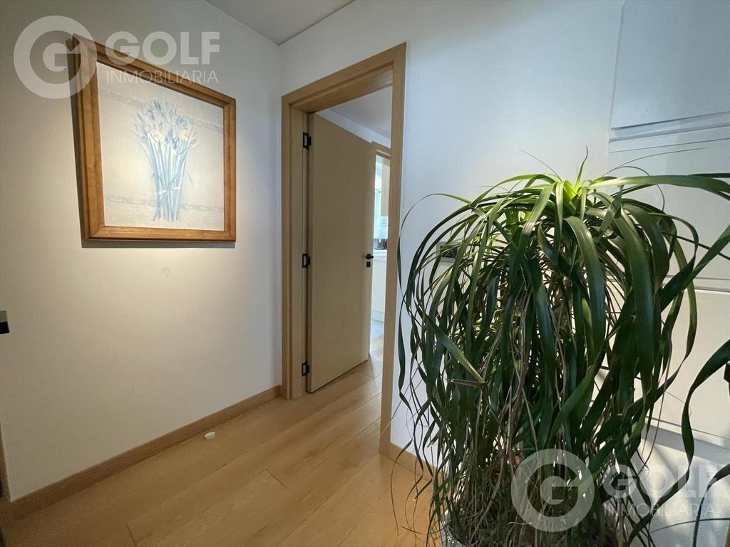 Venta o Alquiler de apartamento de 3 dormitorios en Golf -