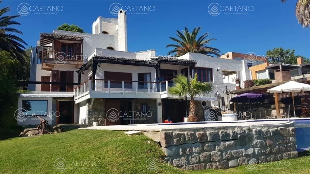 Alquiler temporada gran casa en Punta Ballena en