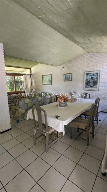 Venta de casa 4 dormitorios en zona Paradas, proxima al mar