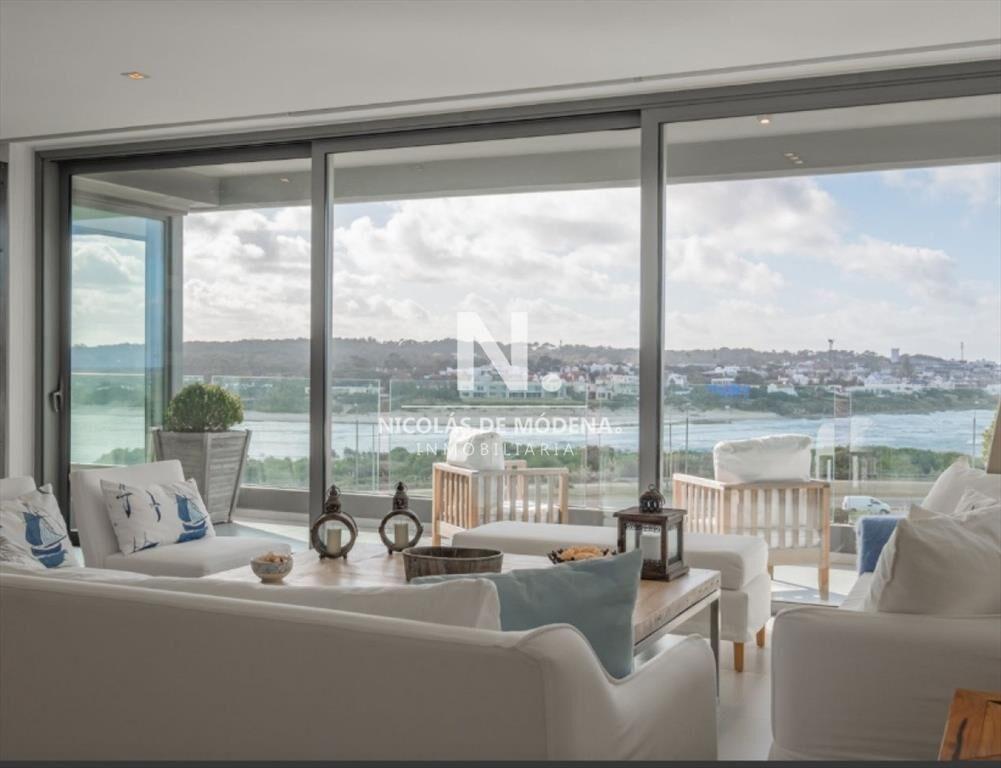 En venta Pent-house en edificio Tiburón Terrazas