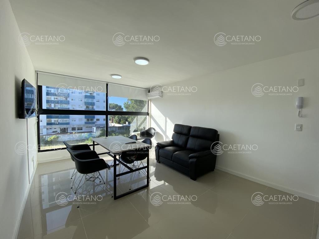 Alquiler de Apartamento 1 dormitorio en Av. Roosevelt, Mald