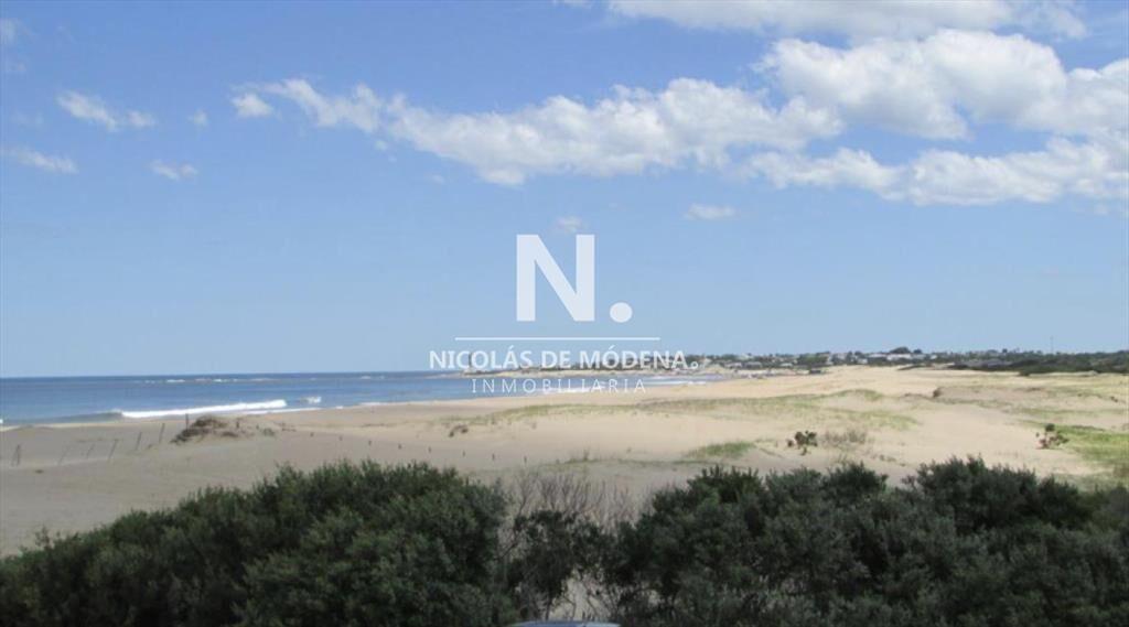 En venta terreno con vista al mar en Jose