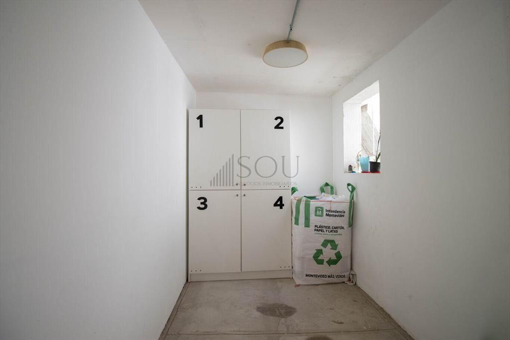 Venta de apartamento de un dormitorio con patio y parriller
