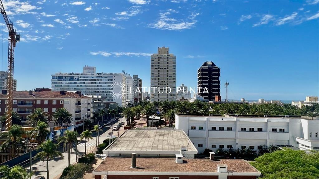 Apartamento en Península, 1 dormitorio y medio