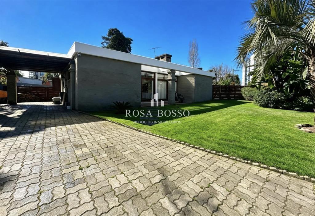 Casa Alquiler de temporada 3 dormitorios, Mansa, Punta del