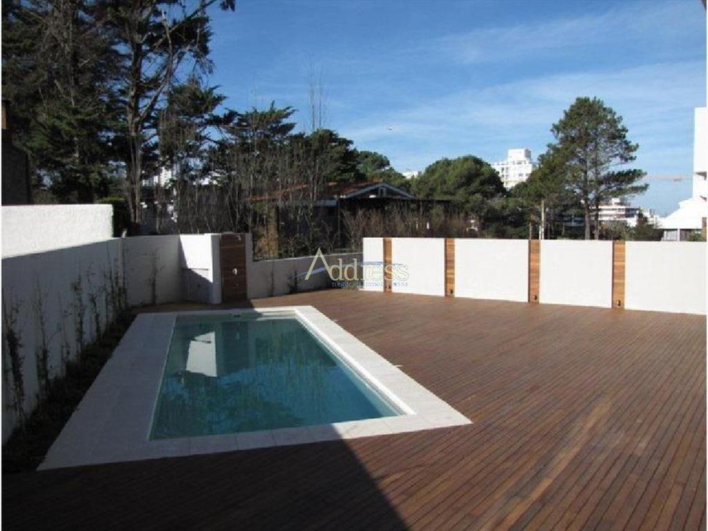 Apartamento en Brava, 2 dormitorios *