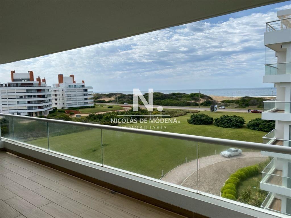 Apartamento de 2 dormitorios en Brava - Punta del
