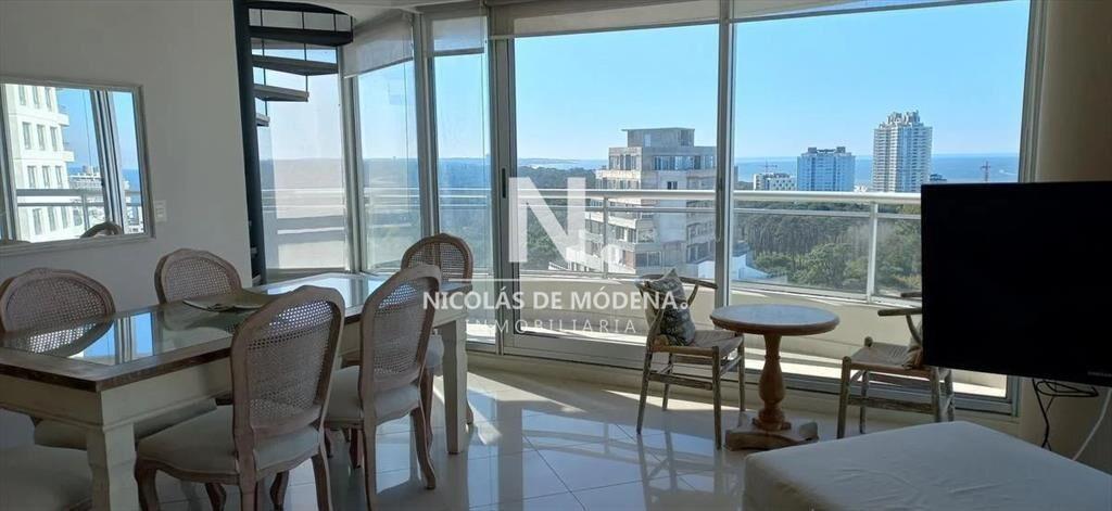 Pent house 3 dormitorios + dependencia de en del