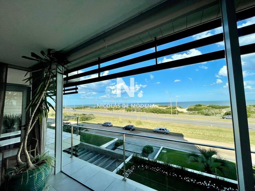 Apartamento en Alquiler Playa Brava Primera Fila