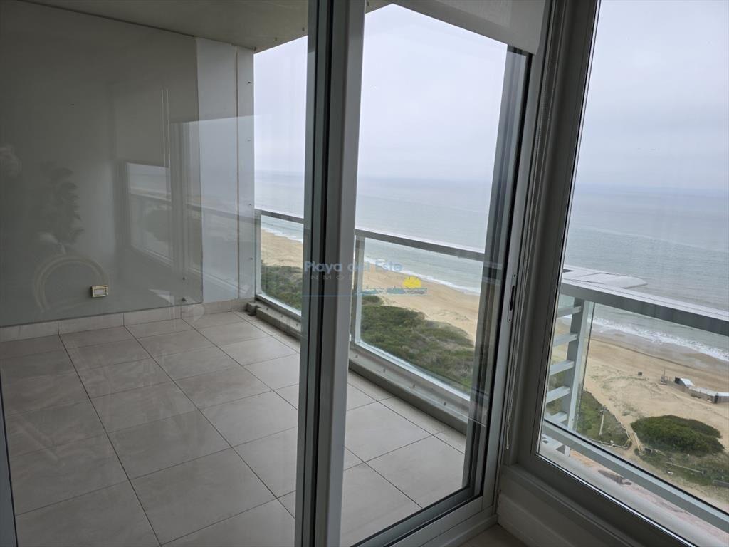 Apartamento en venta de 2 dormitorios en Torre Le