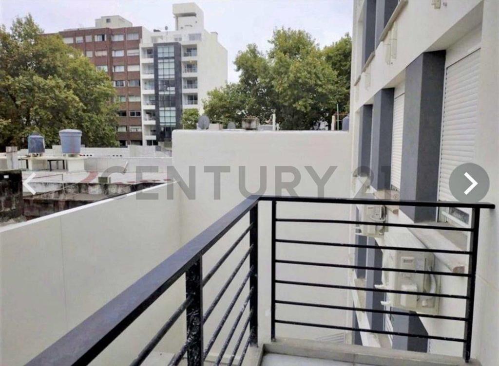 Venta Cordon Sur AcDiaz piso alto 2 dormitorios con rent...