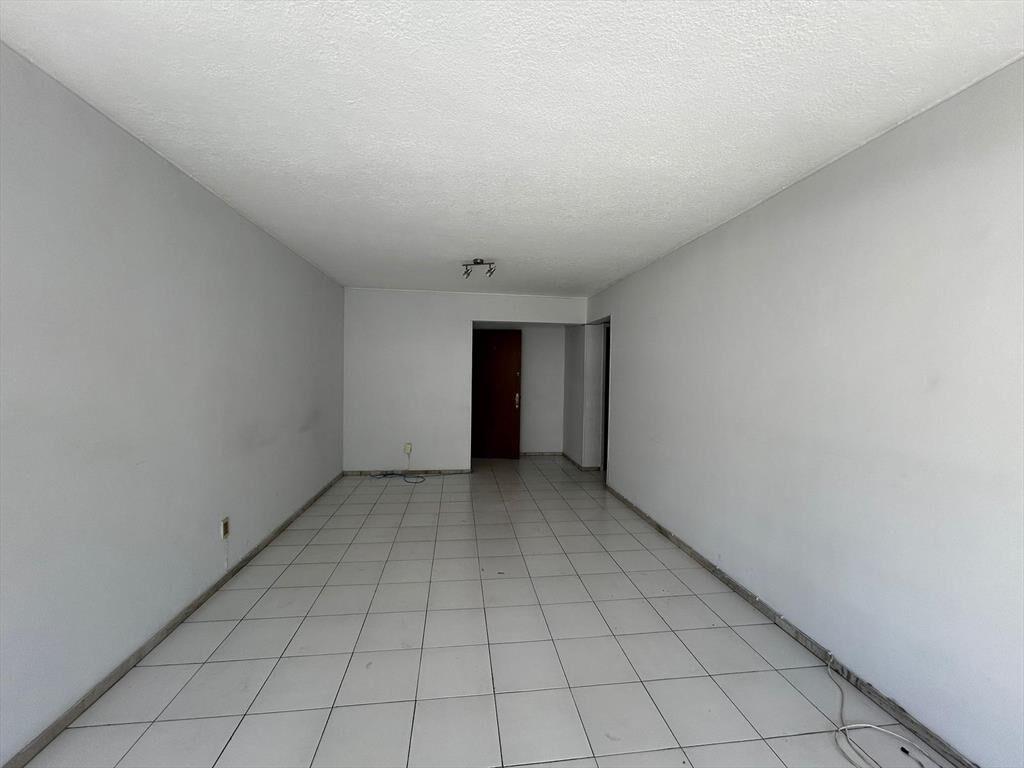 Venta de Apartamento de 3 dormitorios y dos baños en Parque