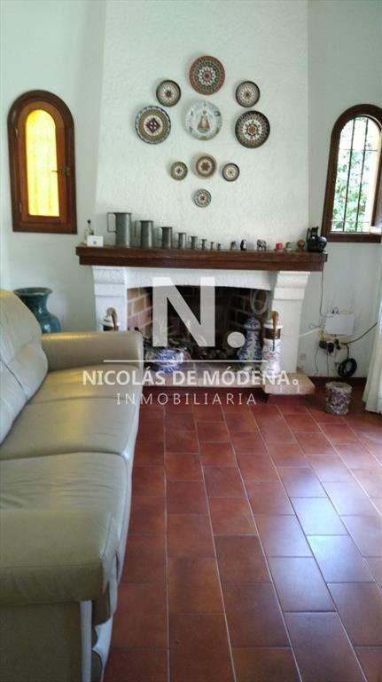 Se vende casa en Playa Mansa de 4 dormitorios al