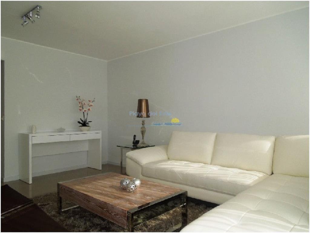 Apartamento en Venta de 3 dormitorios en Punta ,