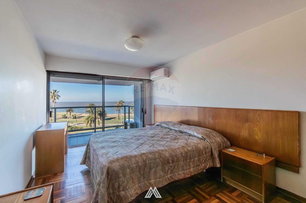 VENTA APTO 4 DORM 4 BAÑOS PUNTA CARRETAS GJE DOBLE