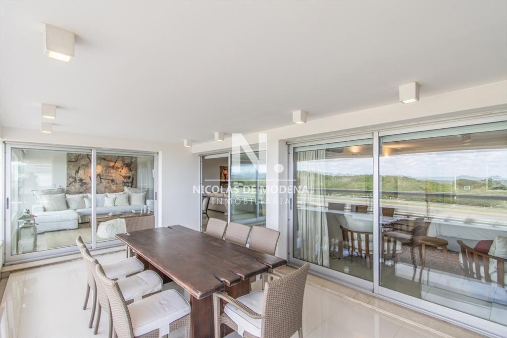 Vende apratamento en Brava Punta del Este de 3 en