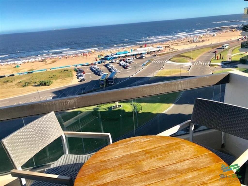 Apartamento 3 dormitorios, en primera línea, del