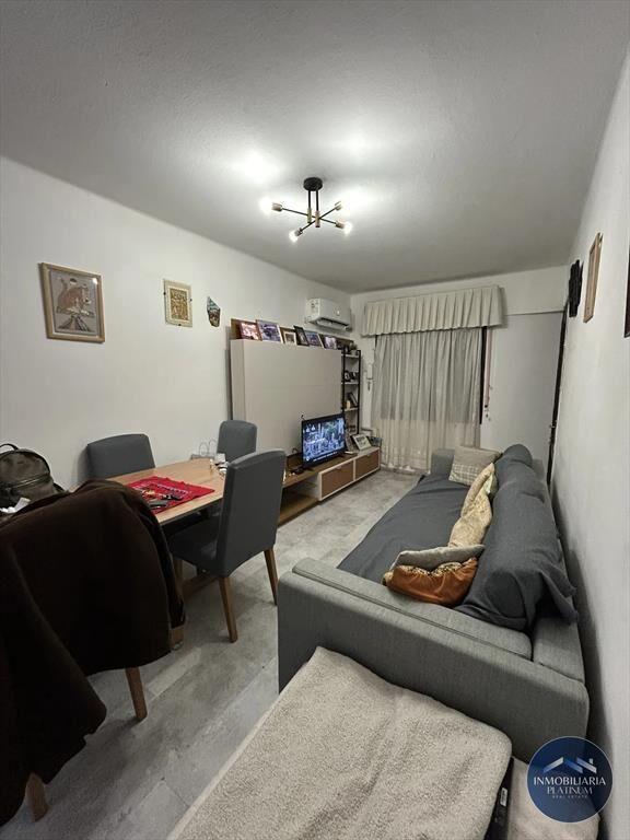 Casa en venta c/ cochera en Buceo