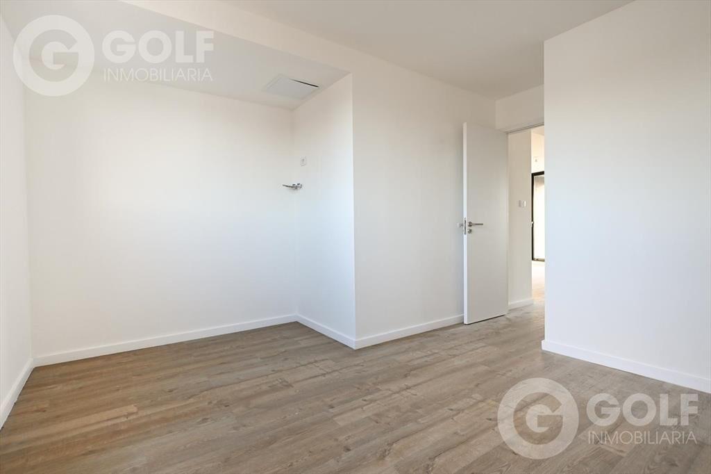 Venta de apartamento de dos dormitorios con terraza - Centr