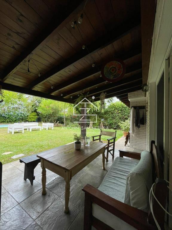 CASA EN ALQUILER TEMPORAL EN SAN RAFAEL 4 DORMITORIOS