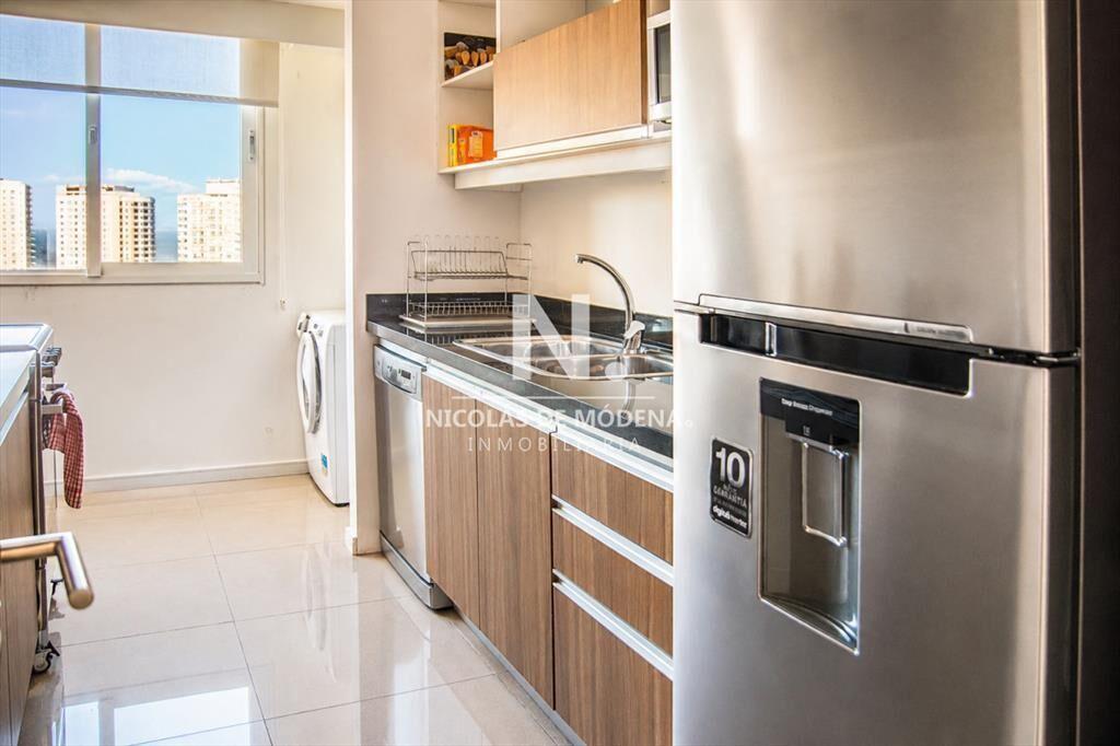 En venta apartamento de 2 dormitorios en Punta