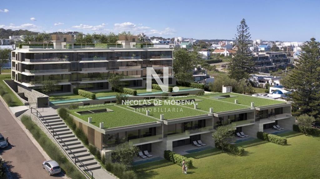 En venta apartamento de 3 dormitorios en la Punta