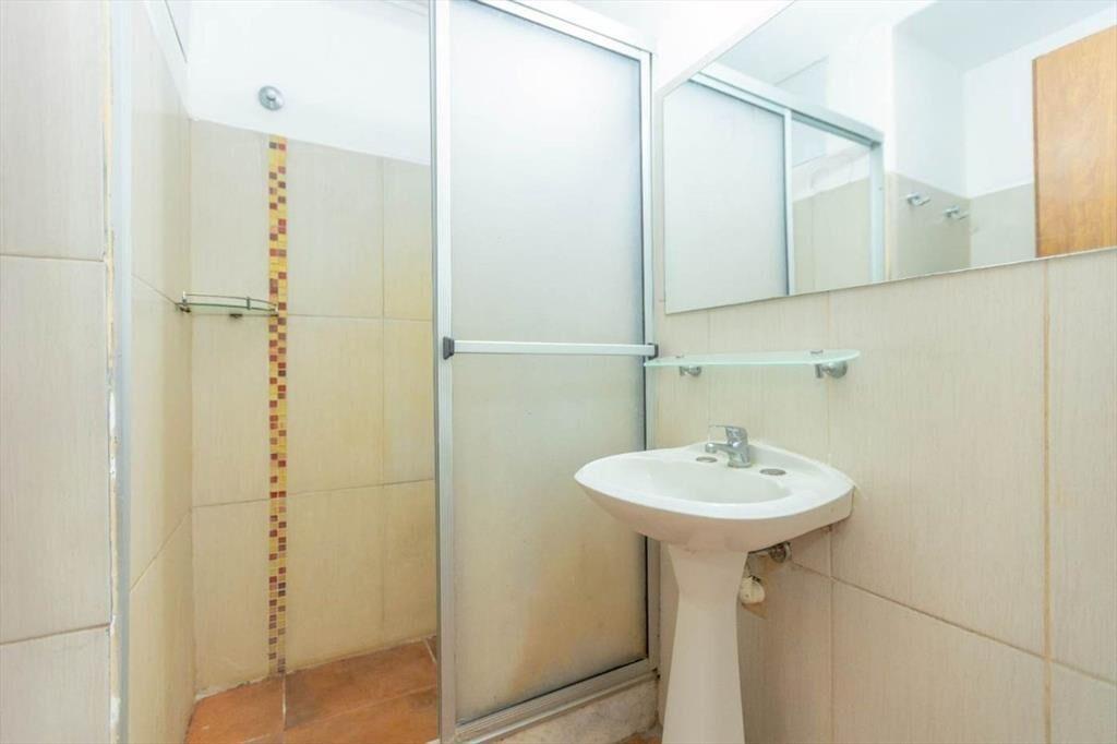 VENTA APTO 2 DORMITORIOS CON RENTA, EN AGUADA