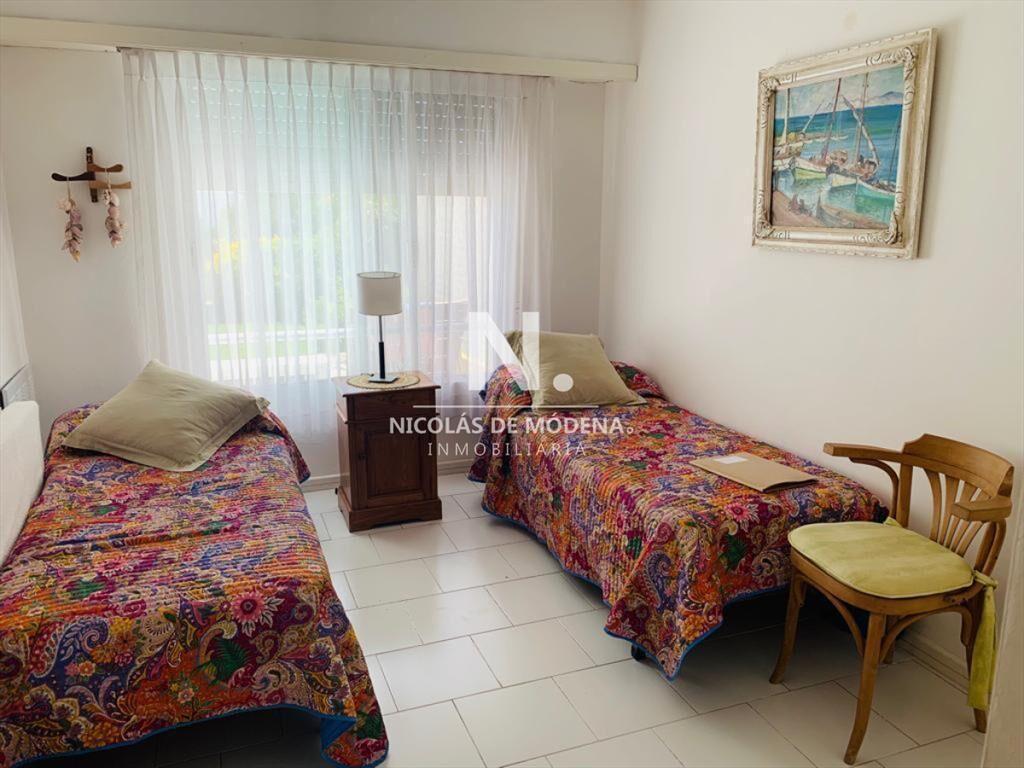 Vende apartamento de 2 dormitorios en Rincon del
