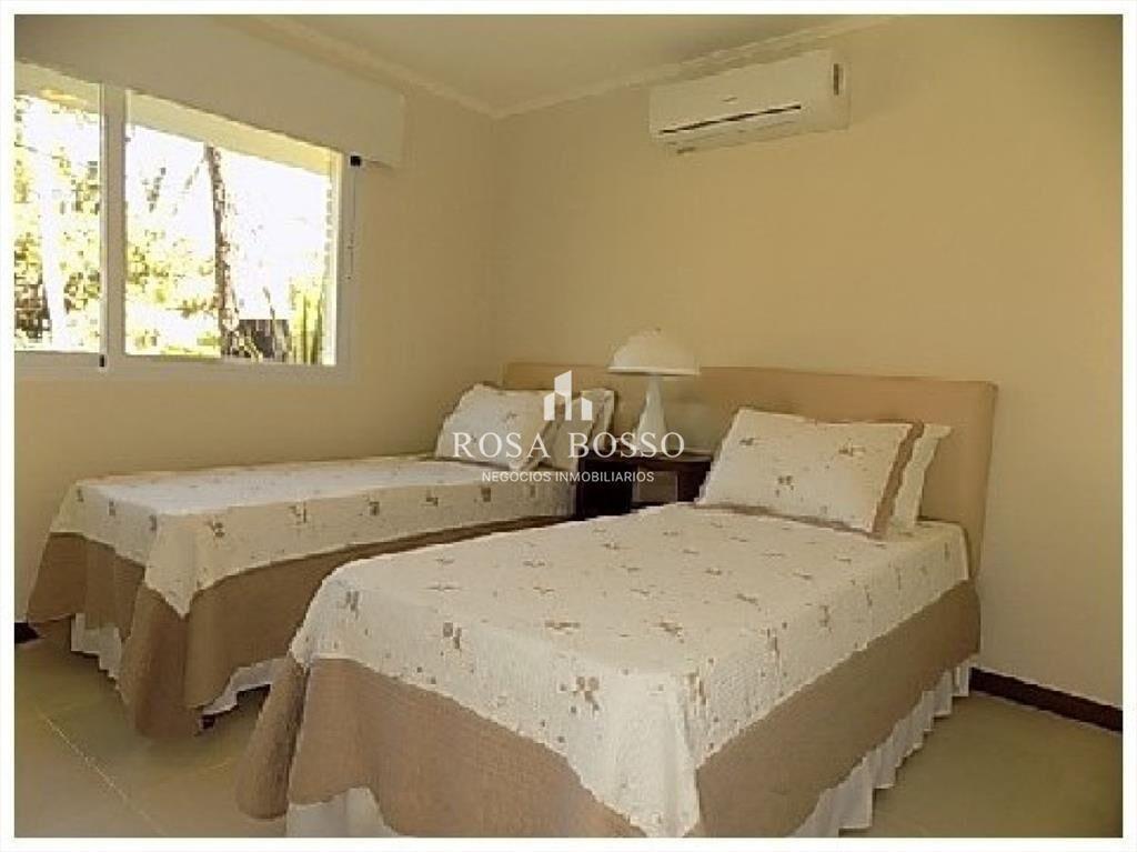 Casa en Mansa, 5 dormitorios *