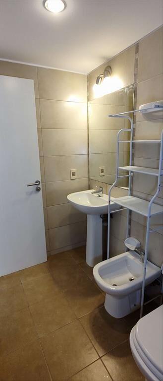 Alquiler Apartamento Pocitos 1 dormitorio garage vista piso