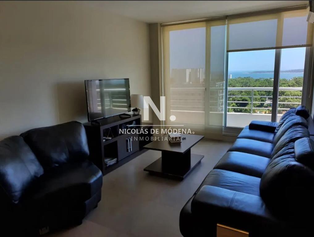 Apartamento en Venta de 2 dormitorios en Av. ,