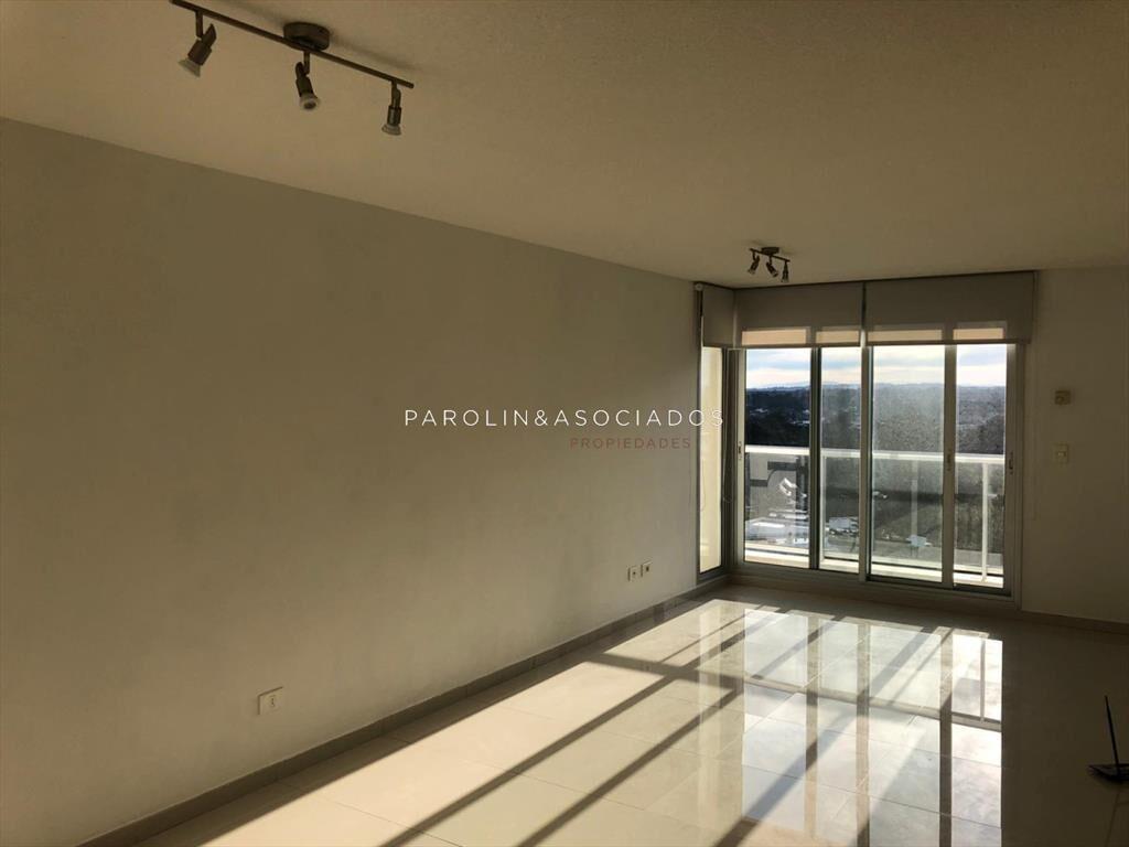 Apartamento de 2 dormitorios en venta en Summer