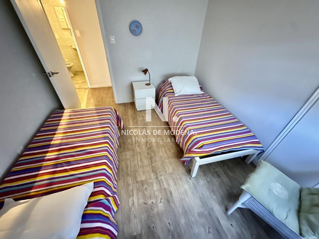 Excelente apartamento en península playa brava