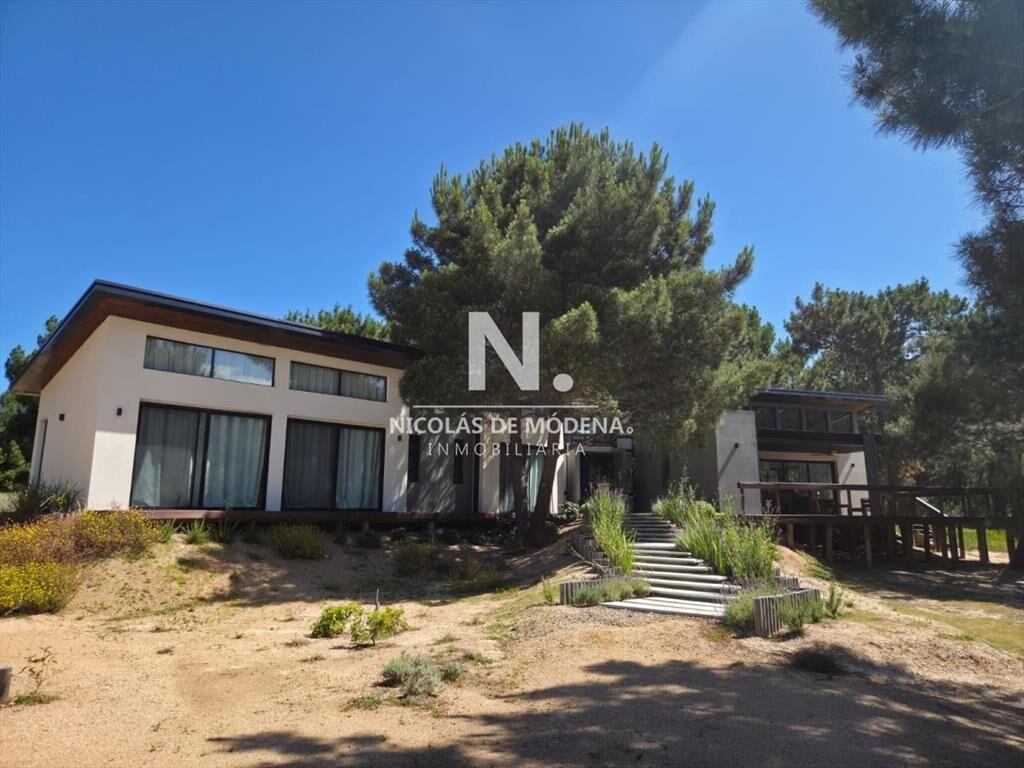 Casa en venta de 4 dormitorios en Jose Ignacio, y