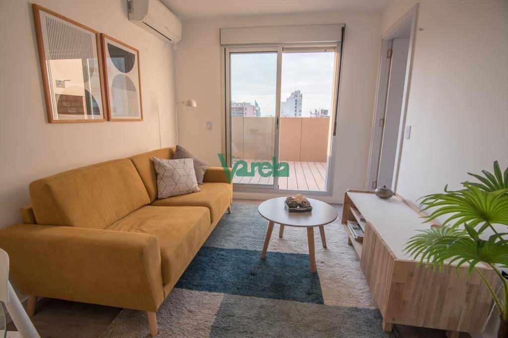 Venta apartamento 1 dormitorio penthouse centro a