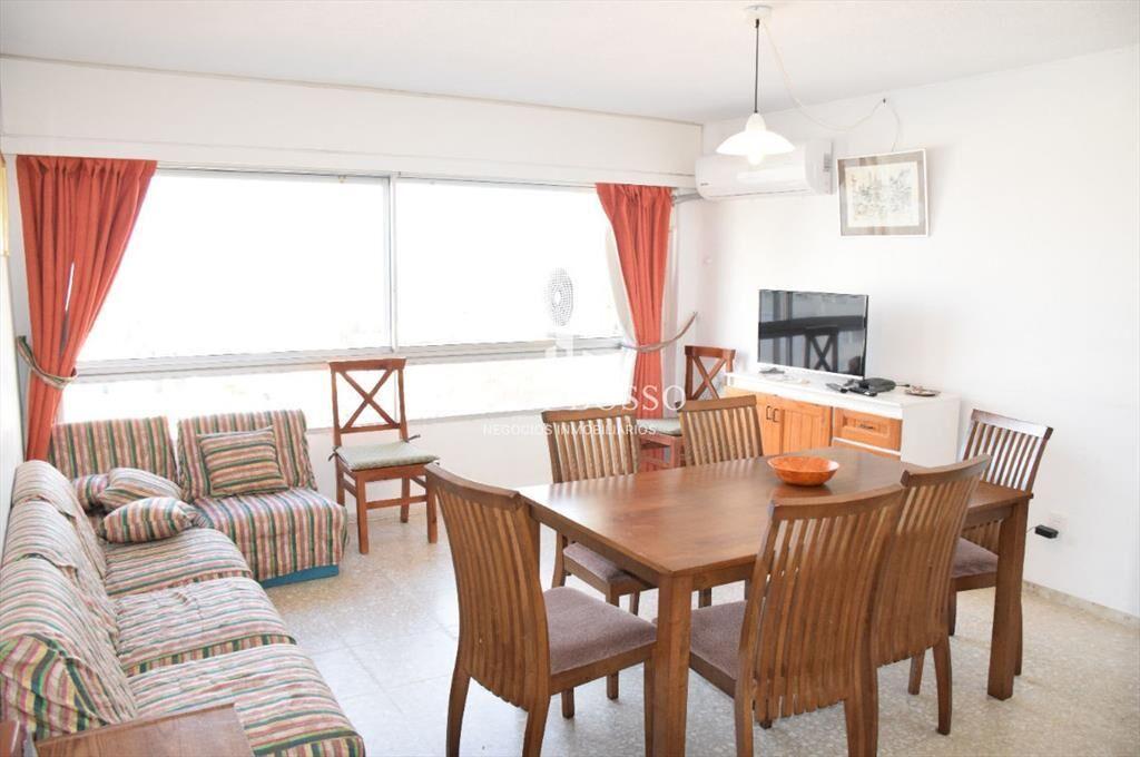 Apartamento en Peninsula, 3 dormitorios *