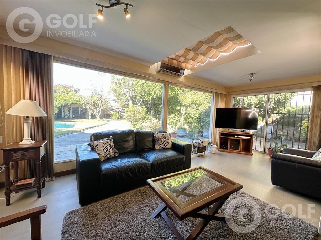 Venta de Casa 4 dormitorios en Carrasco Sur