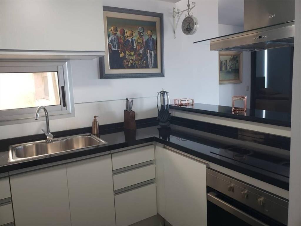 Apartamento en venta de 2 dormitorios c/ cochera en Play...