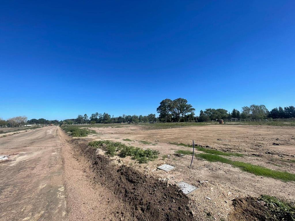 Venta de terreno en ACRES de los Horneros