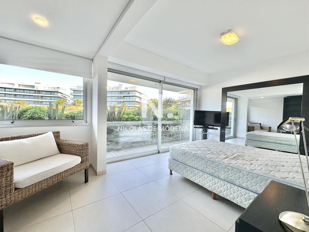 Apartamento de dos dormitorios con parillero en