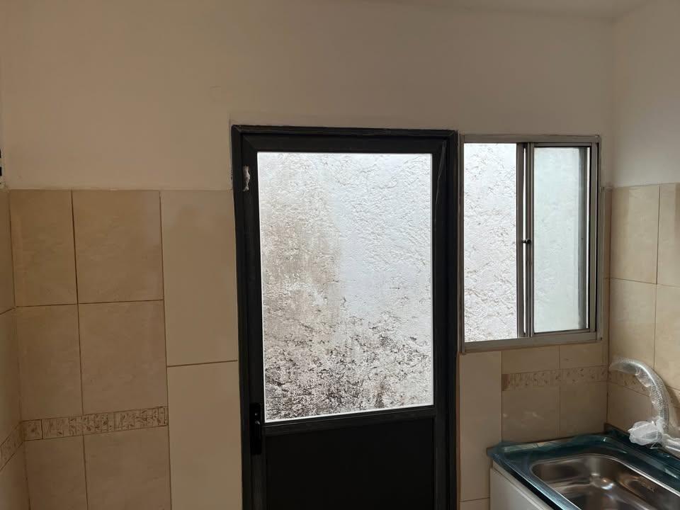 Alquiler Casa 3 dormitorios con amplio patio y sin gastos c